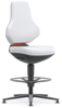 Preview: The chair has a high backrest and a padded seat in white. It stands on a black, round base with a footrest that provides stable support.