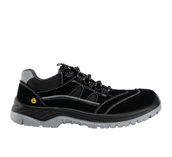 The image shows a black shoe with gray accents and a sturdy sole. It has laces and a sporty, modern shape, suitable for outdoor activities.