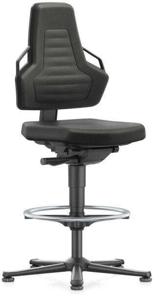 The image shows a modern office chair in black. It has an ergonomically shaped backrest, a padded seat, and armrests. The base is swivel and has five casters.