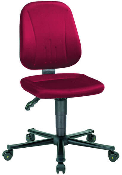 The office chair has a red, padded seat and backrest. The armrests are missing, and the chair has casters and an adjustable height. The frame is black.