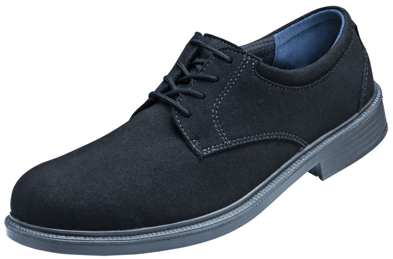 The image shows an elegant, black lace-up shoe made from soft material. The sole is flat and stable, while the upper part is simple and classic, ideal for formal occasions.