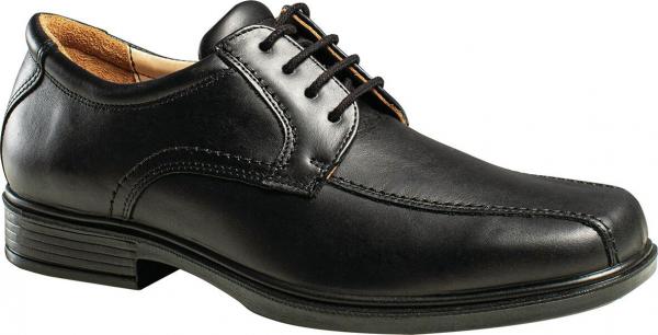 The shoe is a black, elegant lace-up made of smooth leather. It has a moderate, profiled sole and slightly rounded toes. The laces run through four eyelets.