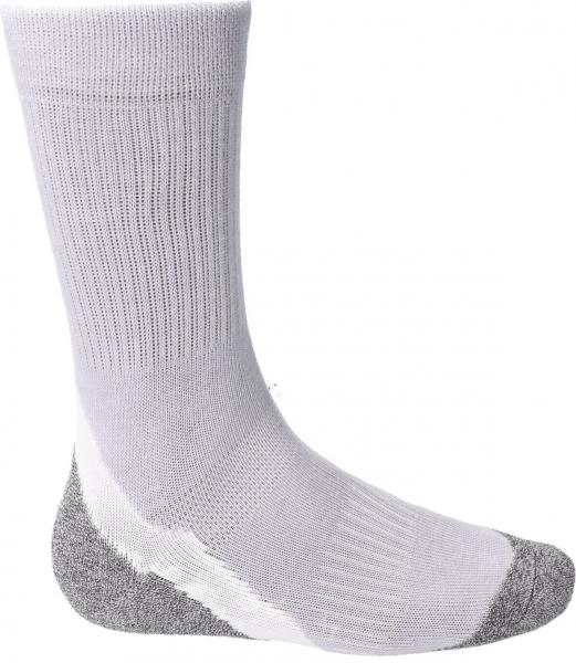 The image shows a gray, mid-height sports sock. It has a white upper part and a gray, padded sole for added comfort. The structure is lightweight and breathable.