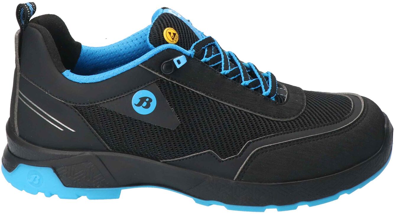 The shoe is sporty and modern, predominantly black with blue accents. It has a breathable surface, laces, and a non-slip sole. Ideal for leisure activities.