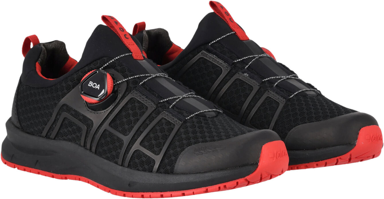 The image shows black sports shoes with red accents. They feature a breathable mesh material, a flexible sole, and a special closure with a twist knob.