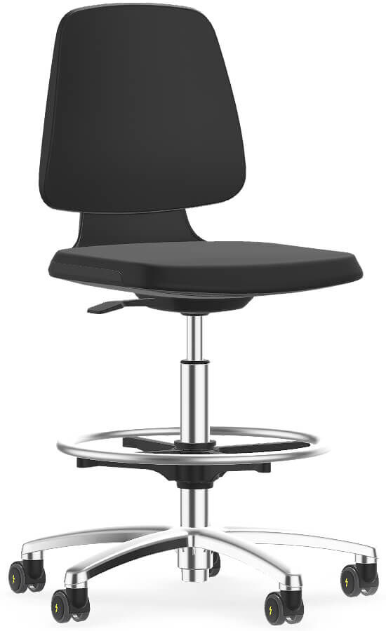 The office chair has a black, ergonomic seat and a backrest. It stands on a five-ray base with casters and an adjustable height. Elegant, simple shape.